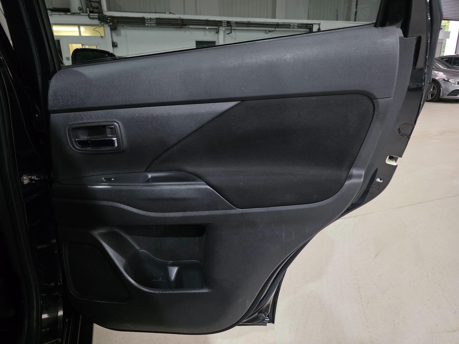 Used Mitsubishi Outlander 2018 for sale - 76094174: Photo 18