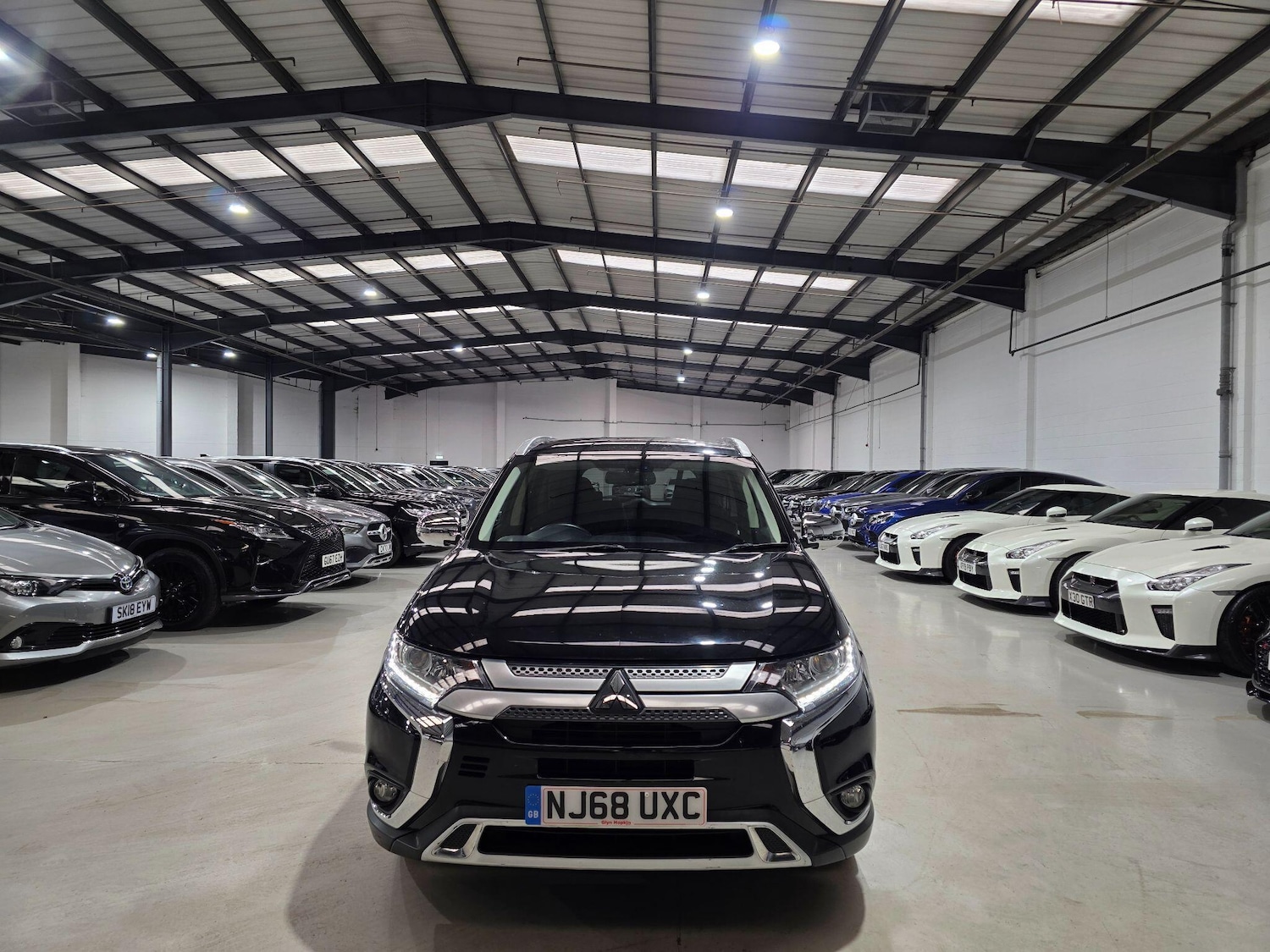Used Mitsubishi Outlander 2018 for sale - 76094174: Photo 2