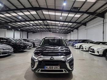 Used Mitsubishi Outlander 2018 for sale - 76094174: Photo 2