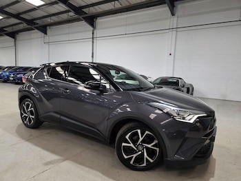 Used Toyota C-HR 2017 for sale - 75757086: Photo