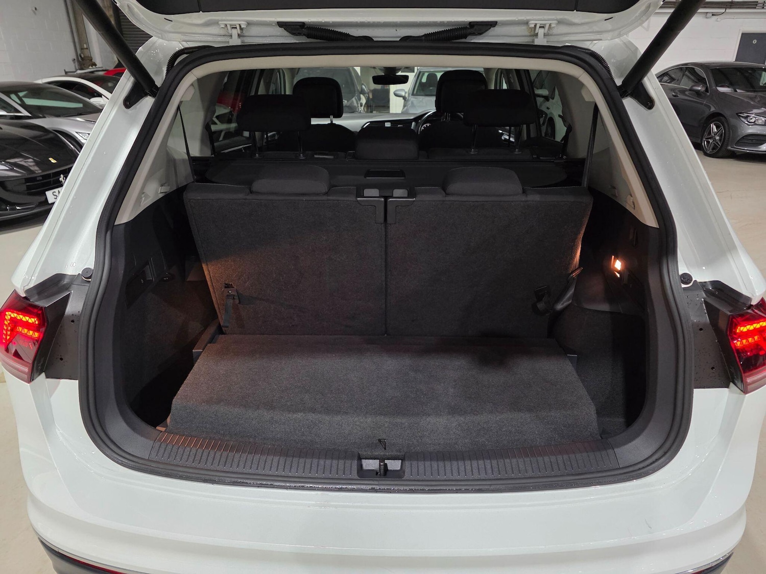Used Volkswagen Tiguan Allspace 2018 for sale - 76246535: Photo 37