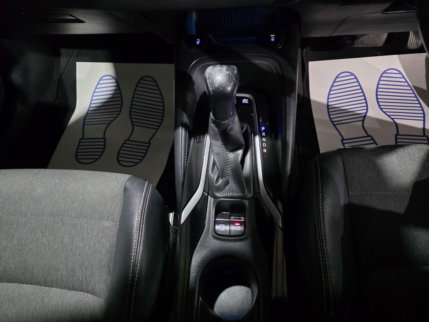 Used Toyota Corolla for sale - 76993808: Photo 11