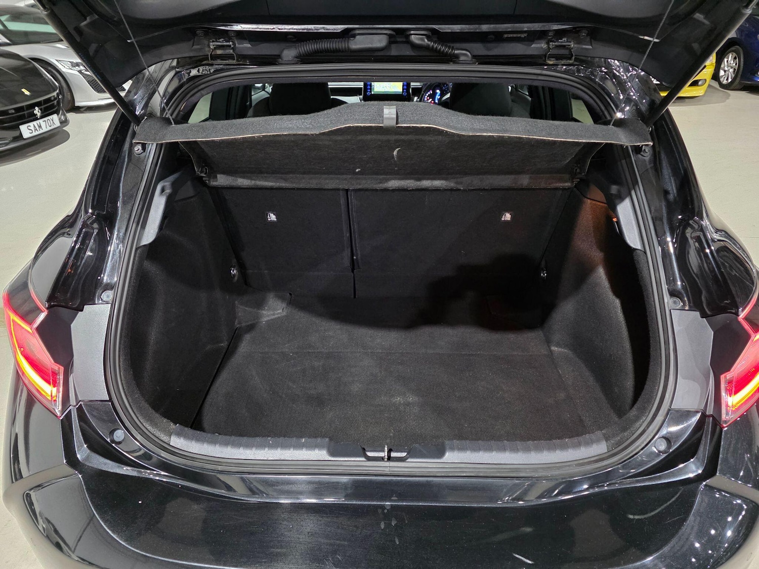 Used Toyota Corolla for sale - 76993808: Photo 27