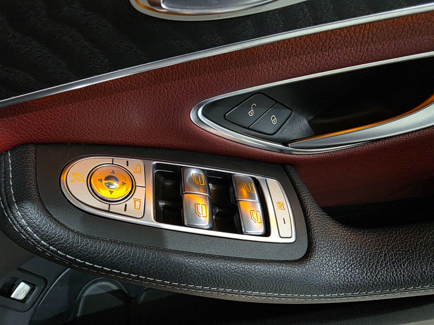 Used Mercedes-Benz C-Class 2015 for sale - 76059230: Photo 16