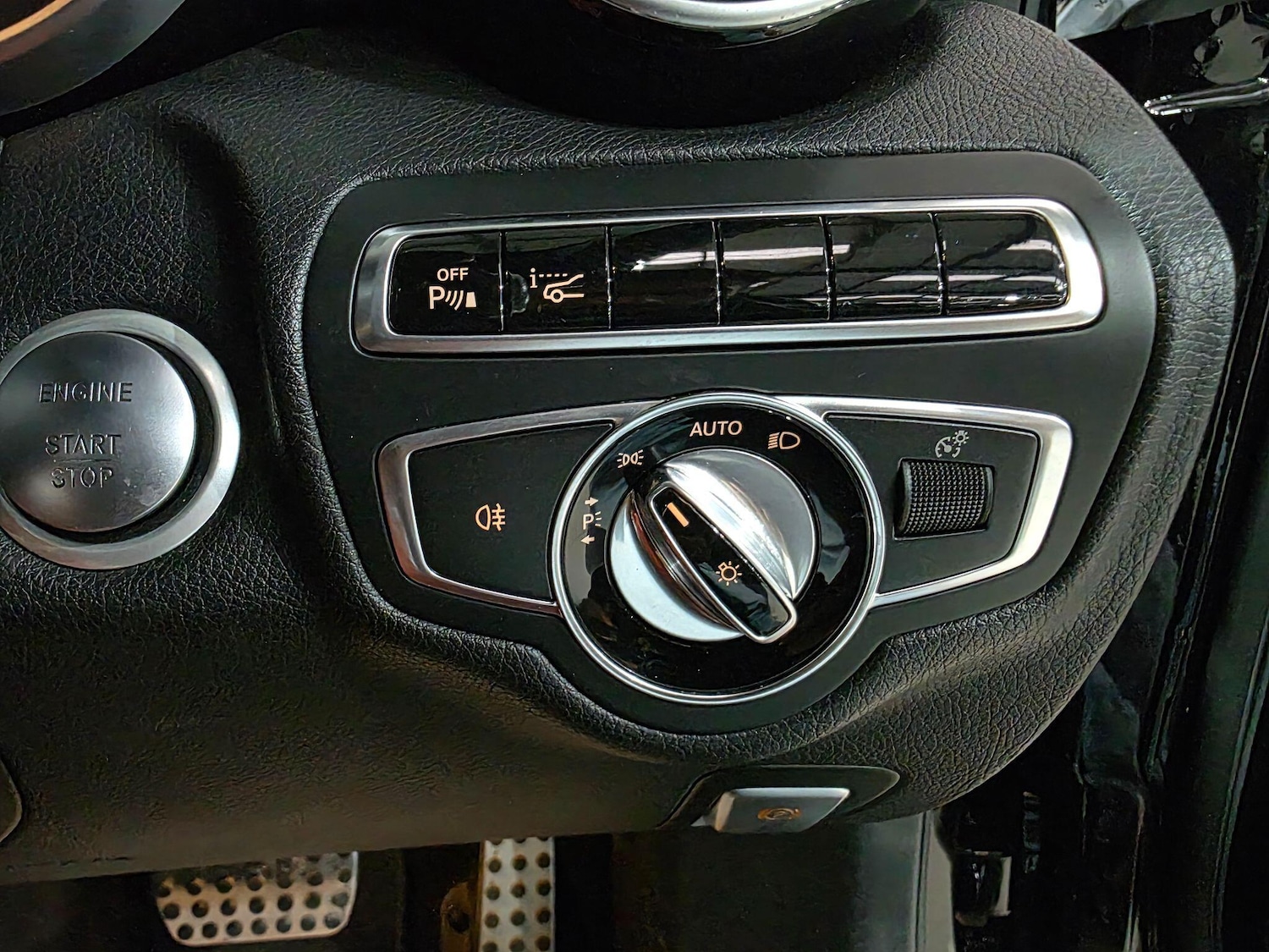 Used Mercedes-Benz C-Class 2015 for sale - 76059230: Photo 18