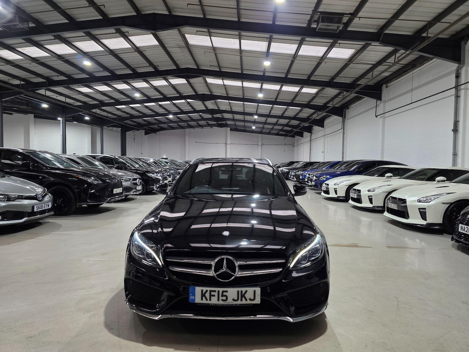 Used Mercedes-Benz C-Class 2015 for sale - 76059230: Photo 2