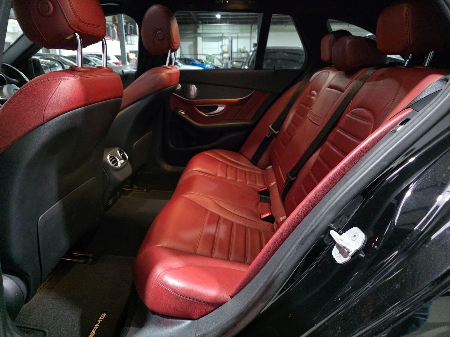 Used Mercedes-Benz C-Class 2015 for sale - 76059230: Photo 27