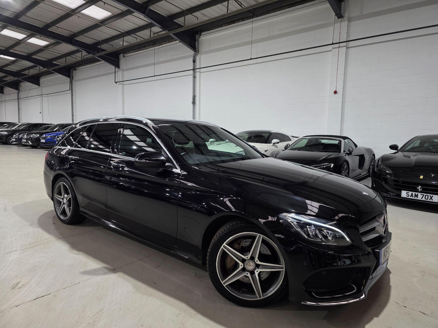 Used Mercedes-Benz C-Class 2015 for sale - 76059230: Photo 3