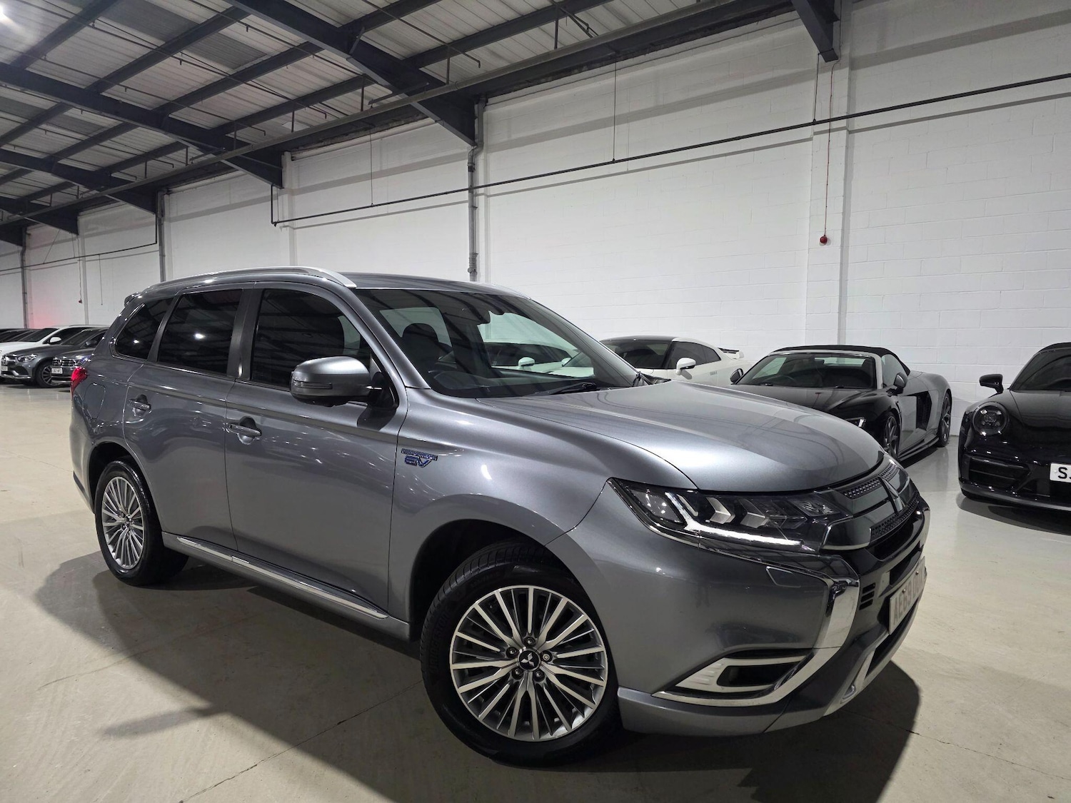 Used Mitsubishi Outlander 2019 for sale - 76728412: Photo 3