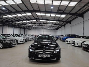 Used Mercedes-Benz C Class 2019 for sale - 79362395: Photo