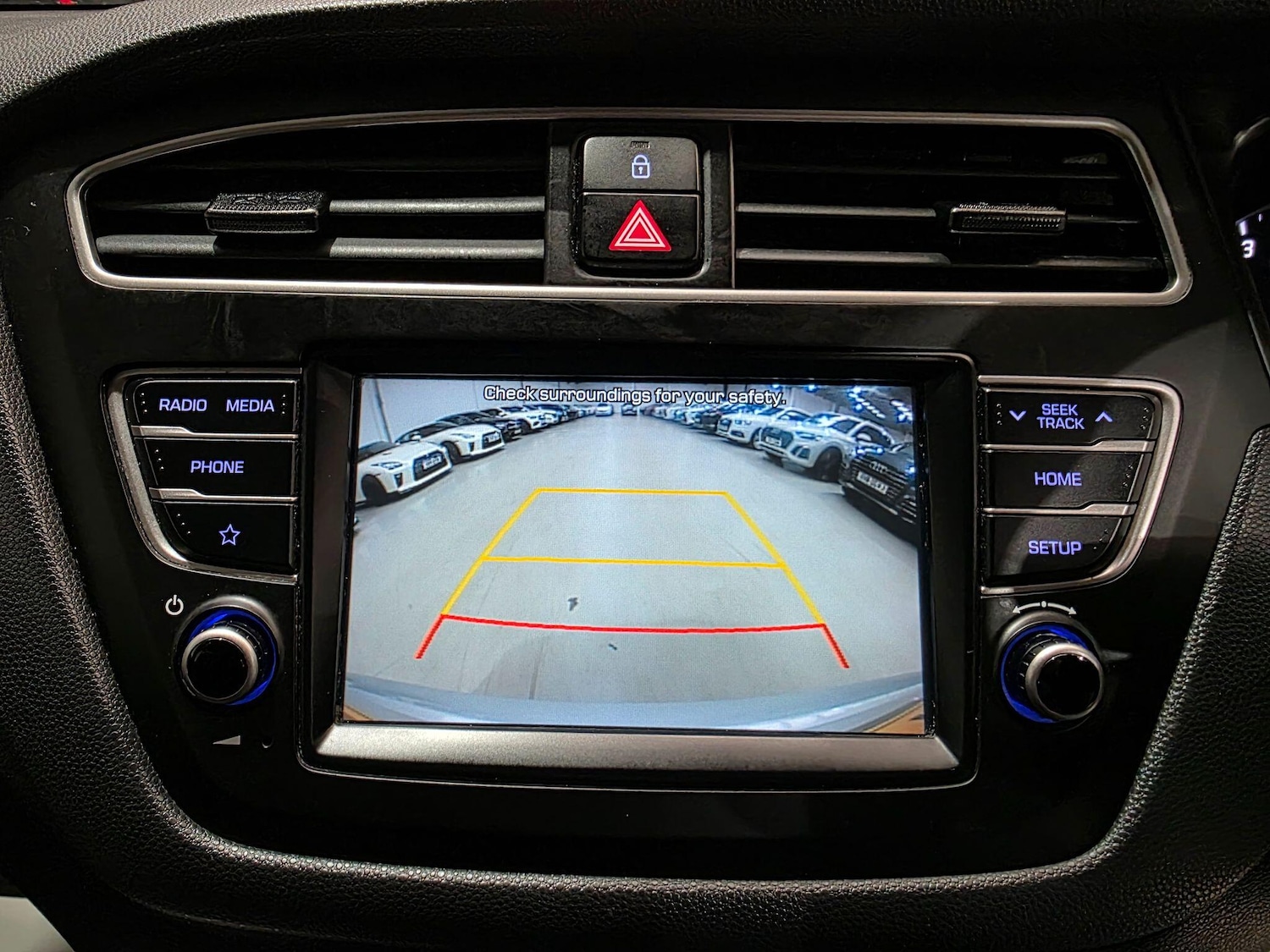 Used Hyundai i20 2019 for sale - 76988060: Photo 8