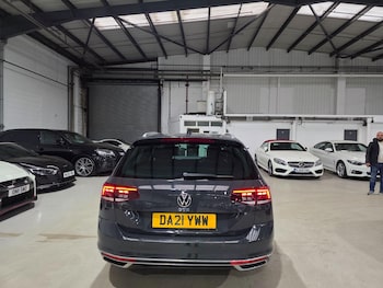 Used Volkswagen Passat 2021 for sale - 78156528: Photo