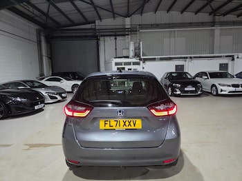 Used Honda Jazz 2021 for sale - 76472822: Photo