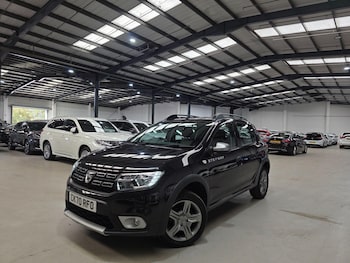 Used Dacia Sandero Stepway 2020 for sale - 79552730: Photo