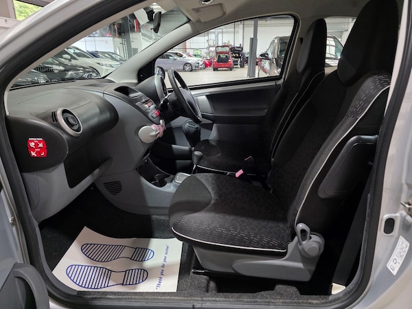 Used Peugeot 107 2010 for sale - 75740813: Photo 16