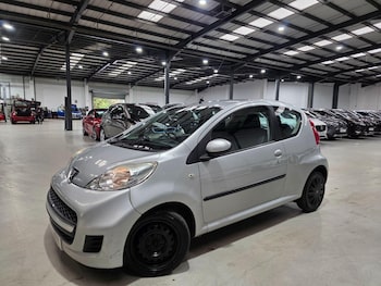 2010 (10) - 1.0 12V Urban 2 Tronic Euro 4 3dr