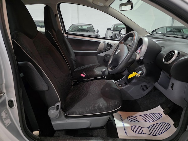 Used Peugeot 107 2010 for sale - 75740813: Photo 6