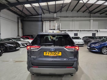 Used Toyota RAV4 2021 for sale - 76993088: Photo