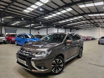 Mitsubishi Outlander feature image