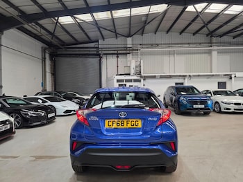 Used Toyota C-HR 2018 for sale - 78934227: Photo