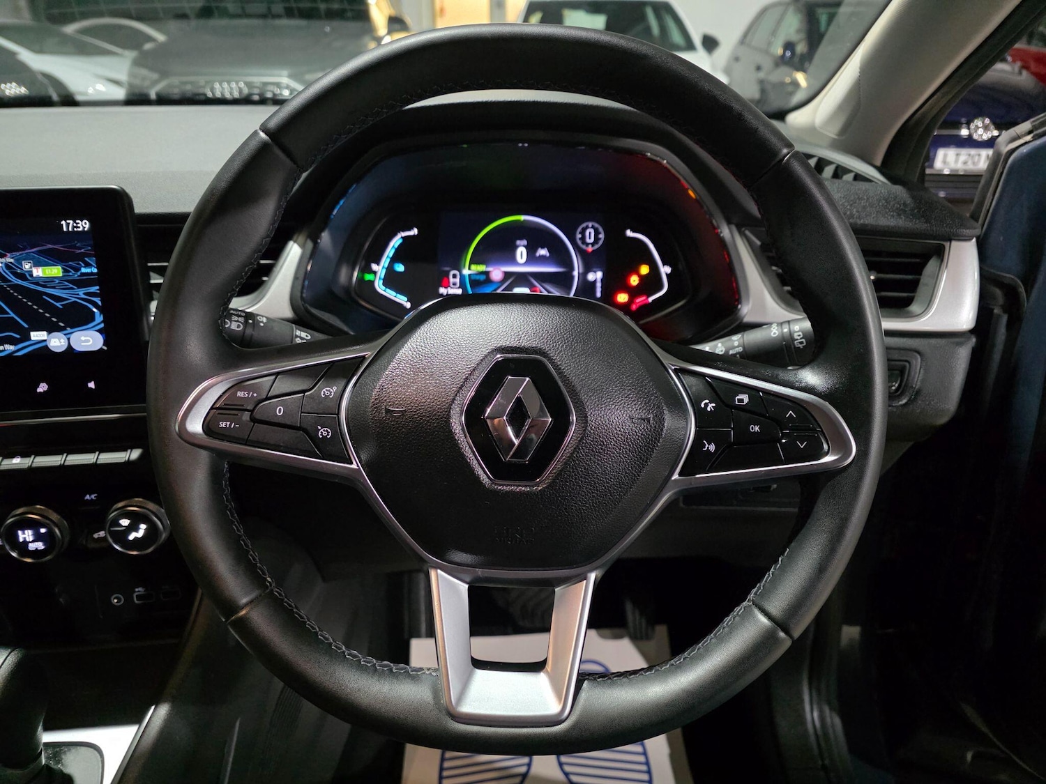 Used Renault Captur 2024 for sale - 77175960: Photo 15