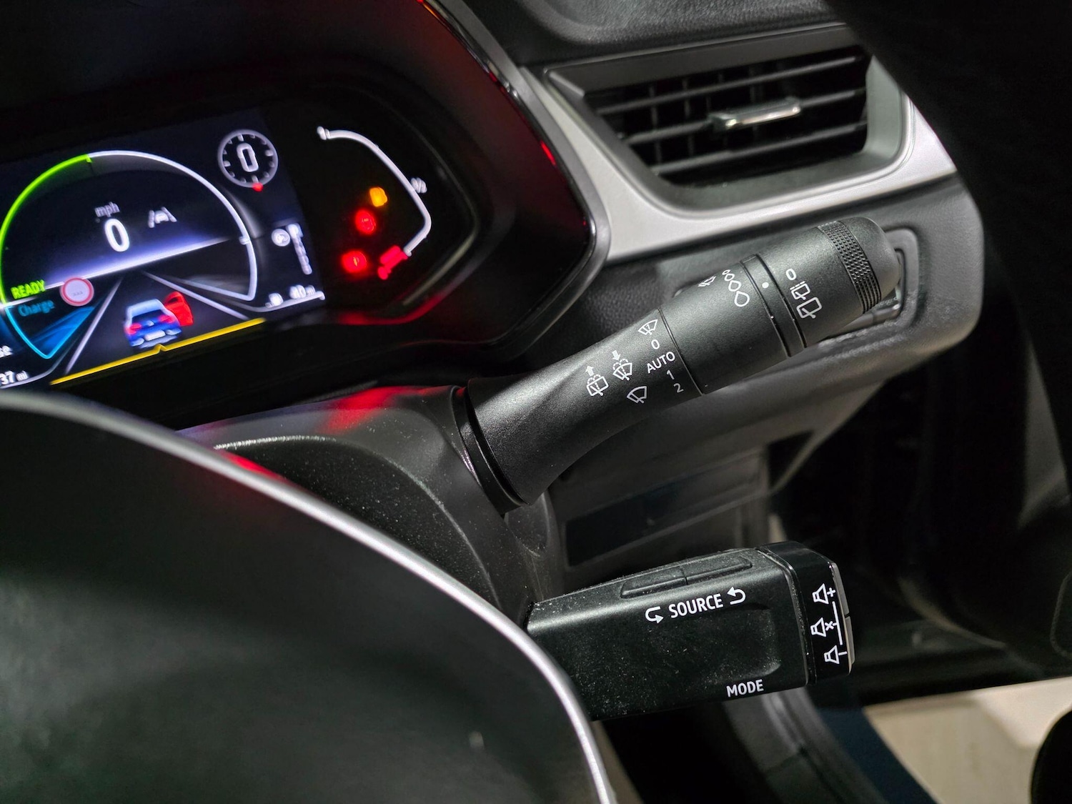 Used Renault Captur 2024 for sale - 77175960: Photo 18