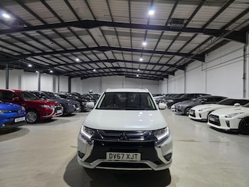 Used Mitsubishi Outlander 2017 for sale - 76887173: Photo