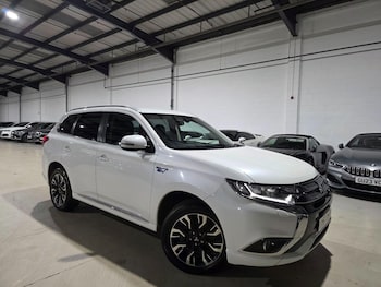 Used Mitsubishi Outlander 2017 for sale - 76887173: Photo