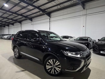 Used Mitsubishi Outlander 2019 for sale - 76613240: Photo