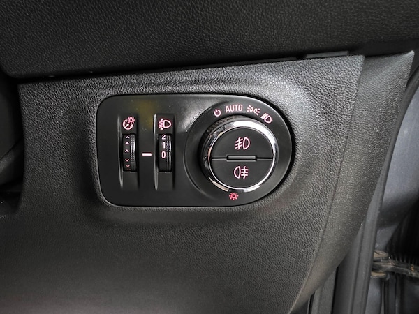 Used Vauxhall Corsa 2019 for sale - 75552619: Photo 14