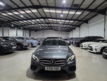 Used Mercedes-Benz E Class 2019 for sale - 75990781: Photo 2