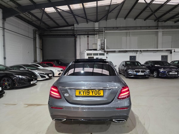 Used Mercedes-Benz E Class 2019 for sale - 75990781: Photo 4