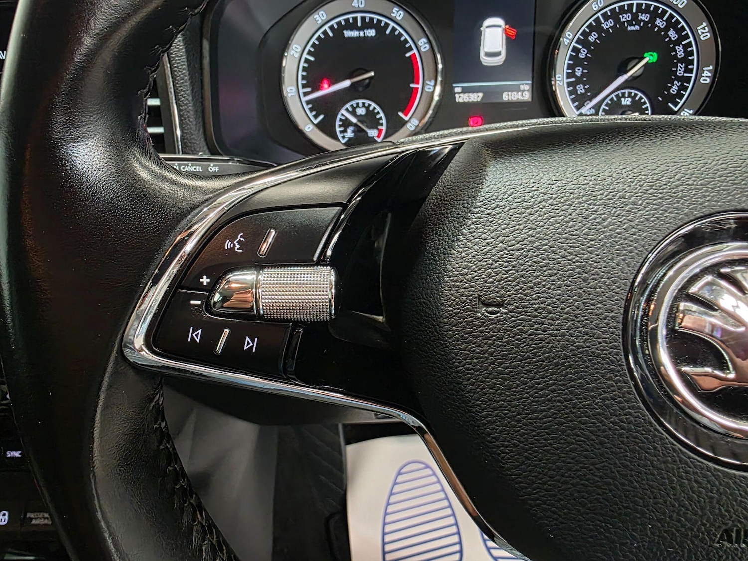 Used Skoda Karoq 2021 for sale - 76991881: Photo 19