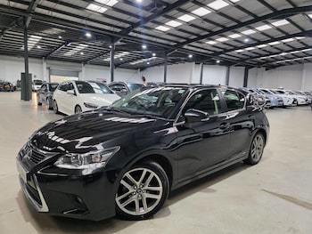 Used Lexus CT 2017 for sale - 76498796: Photo