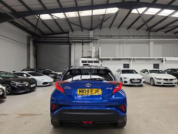 Used Toyota C-HR 2019 for sale - 78834159: Photo