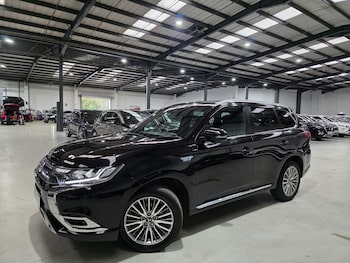 2020 (20) - 2.4h TwinMotor 13.8kWh Exceed Safety CVT 4WD Euro 6 (s/s) 5dr