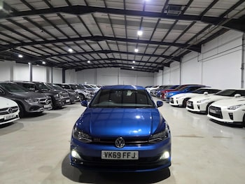 Used Volkswagen Polo 2019 for sale - 76485929: Photo