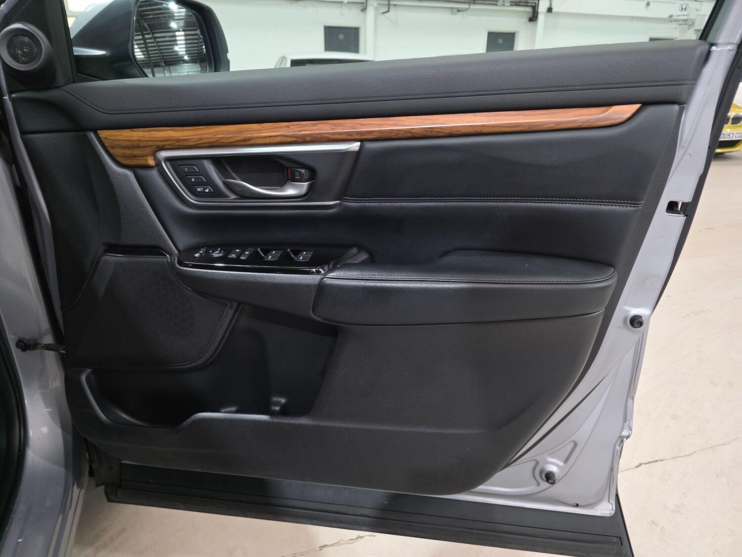 Used Honda CR-V 2019 for sale - 76259822: Photo 16