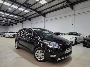 Used Kia Carens 2017 for sale - 78301664: Photo