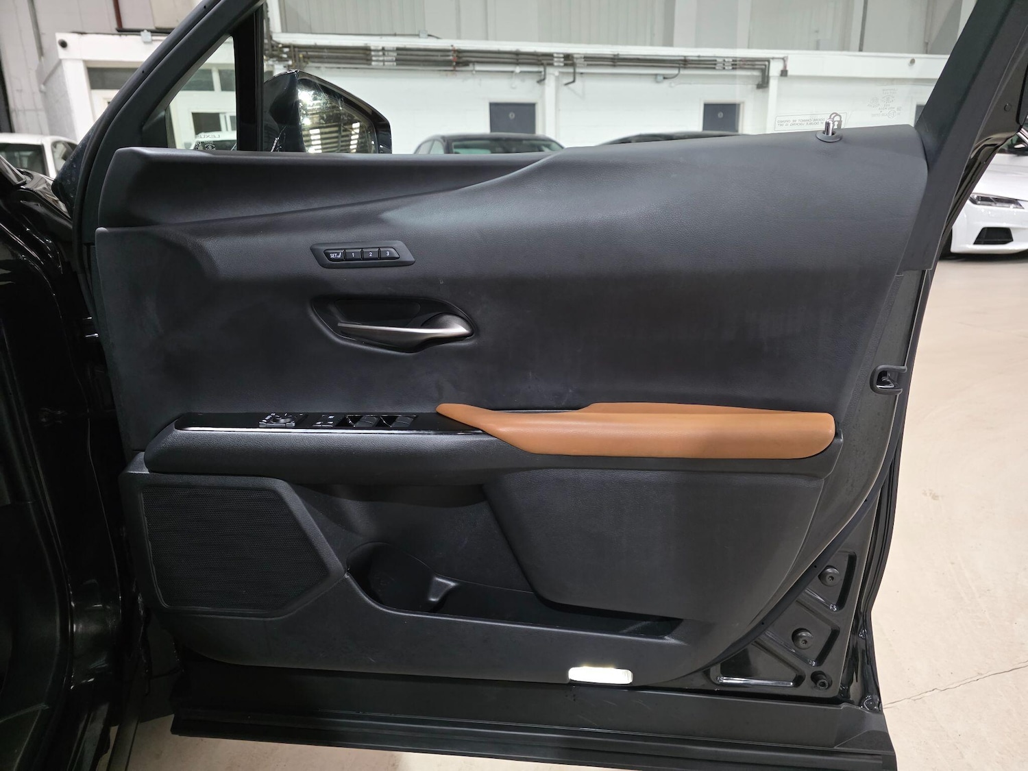 Used Lexus UX 2020 for sale - 76801532: Photo 17