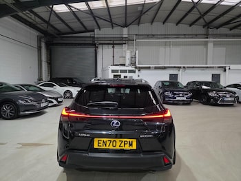 Used Lexus UX 2020 for sale - 76801532: Photo