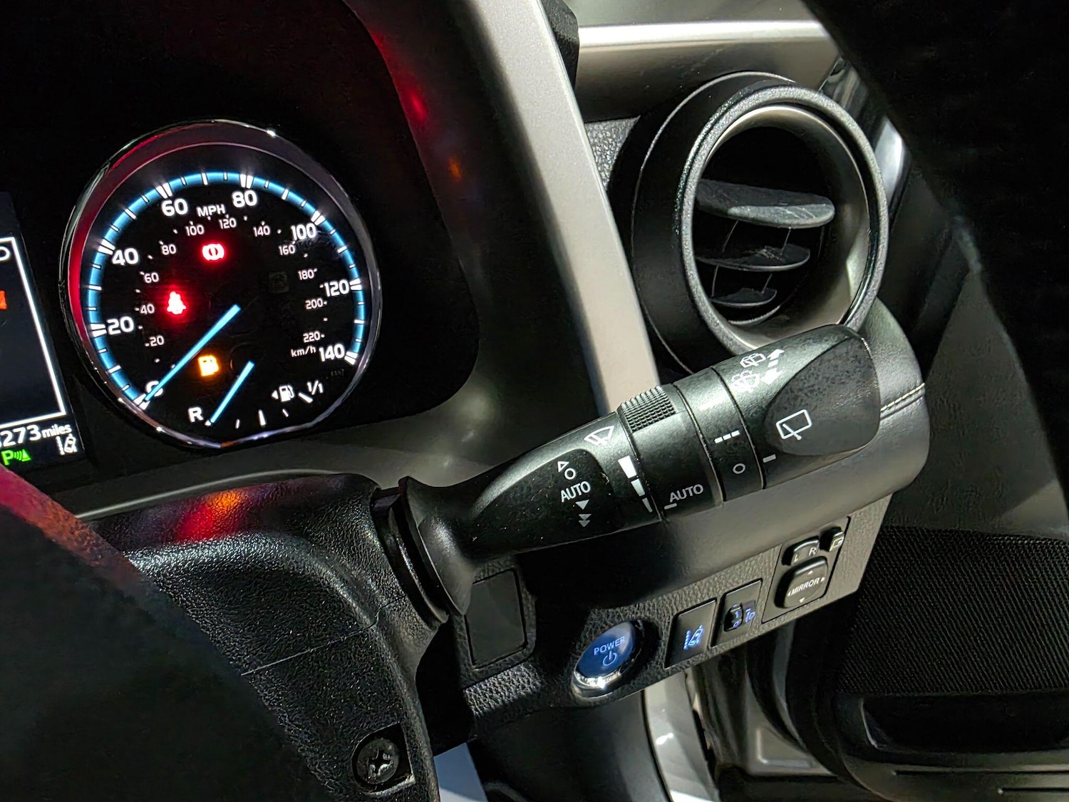 Used Toyota RAV4 2018 for sale - 77119943: Photo 19