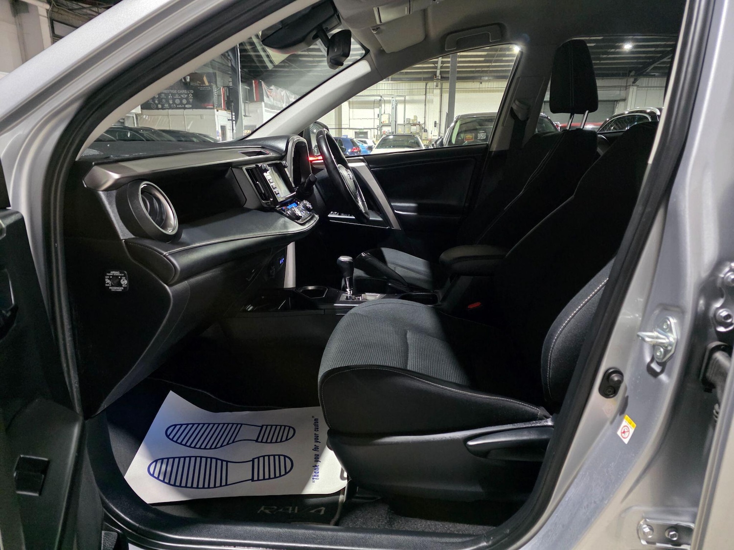 Used Toyota RAV4 2018 for sale - 77119943: Photo 25