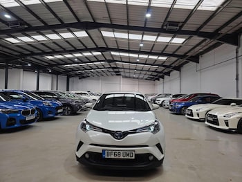 Used Toyota C-HR 2018 for sale - 77809024: Photo