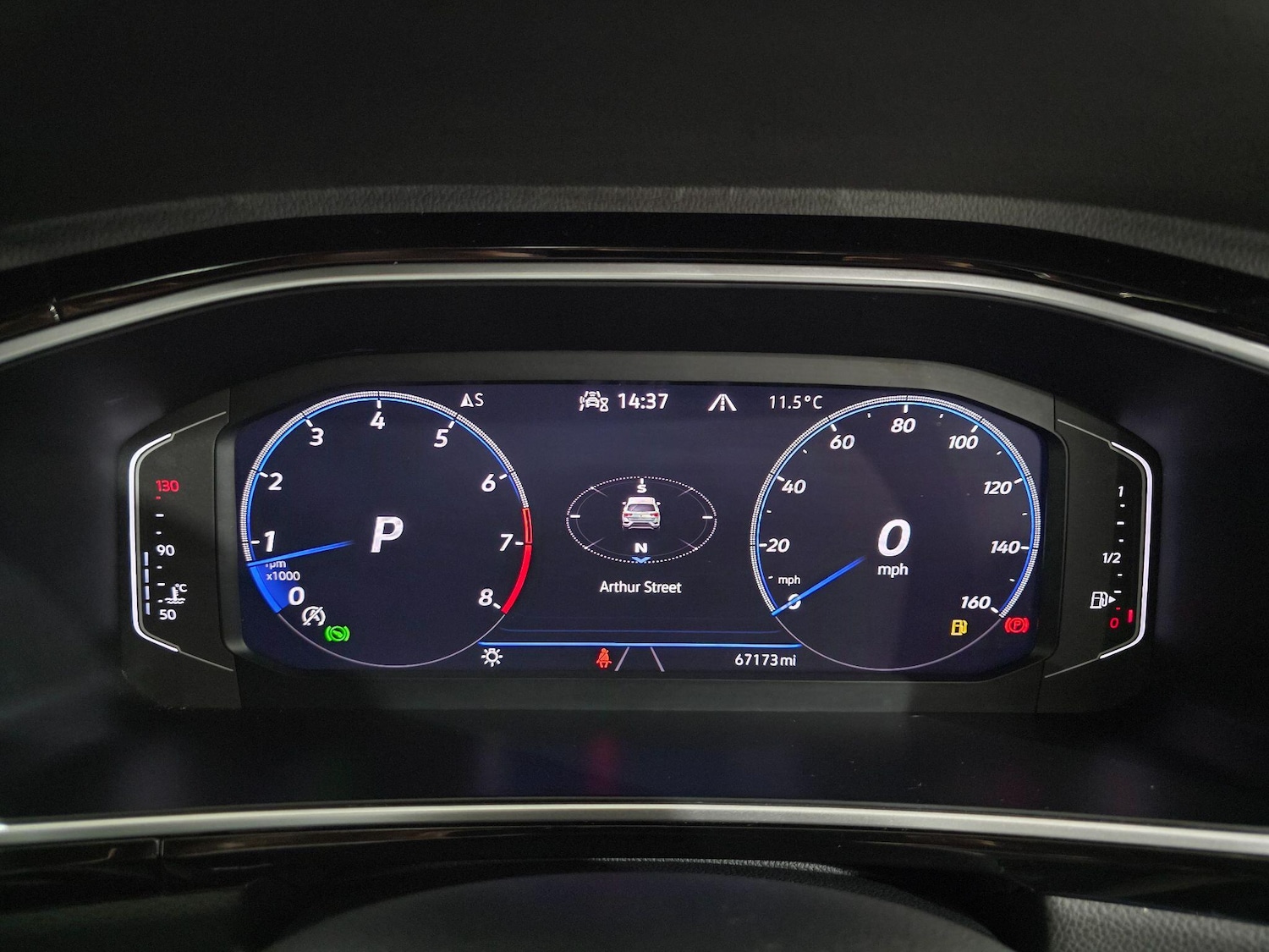 Used Volkswagen T-Roc 2022 for sale - 76823418: Photo 12