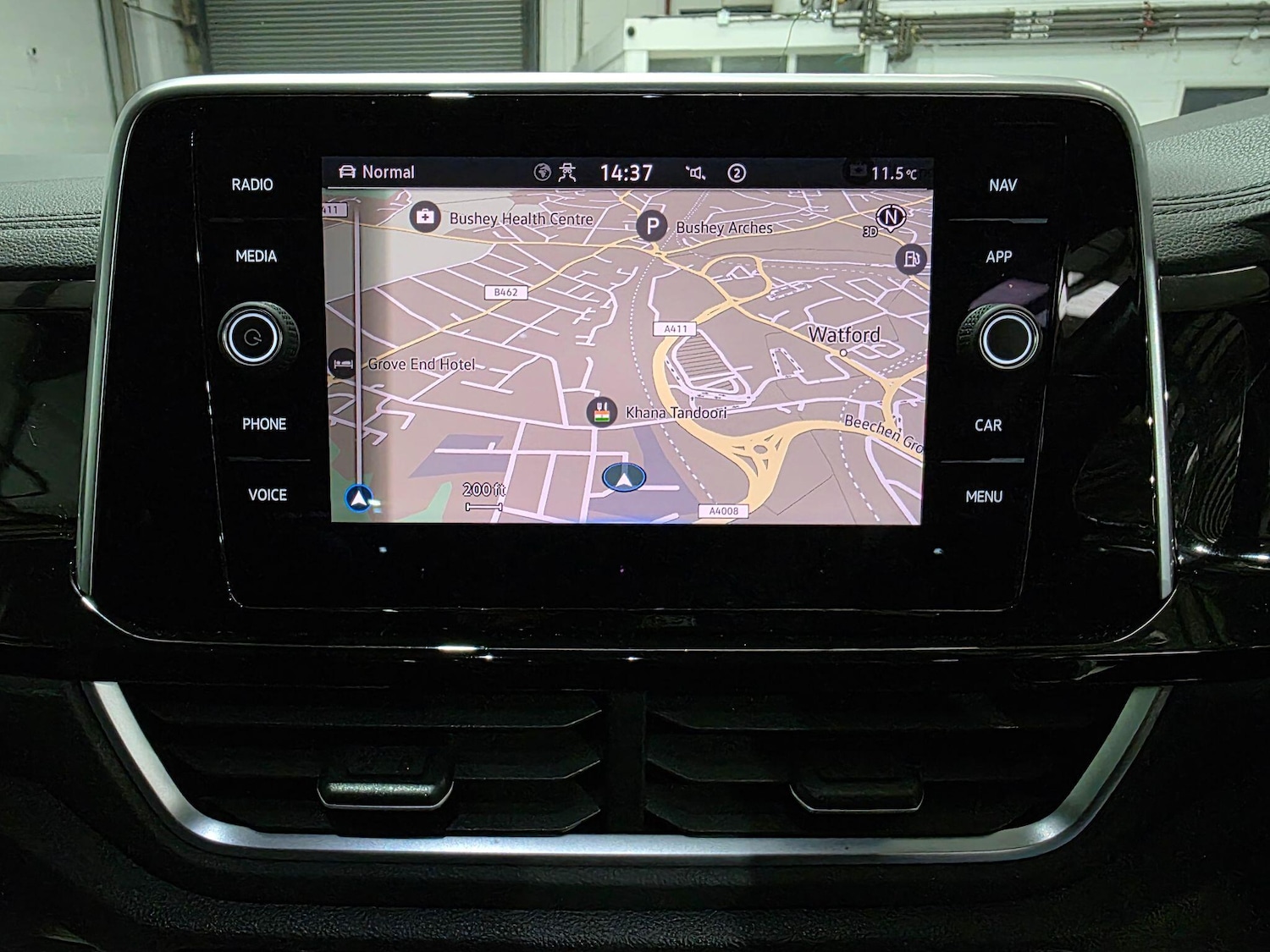 Used Volkswagen T-Roc 2022 for sale - 76823418: Photo 8