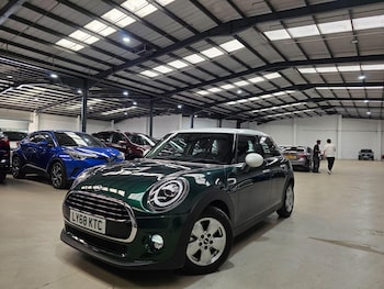 Used MINI Hatch 2018 for sale - 78999234: Photo