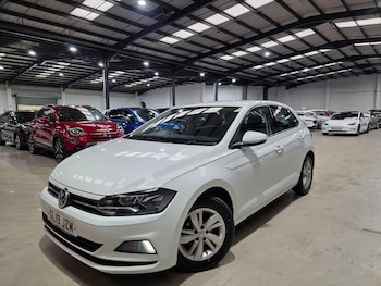 Used Volkswagen Polo 2019 for sale - 77538620: Photo