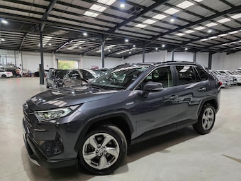 2020 (70) - 2.5 VVT-h Design CVT Euro 6 (s/s) 5dr