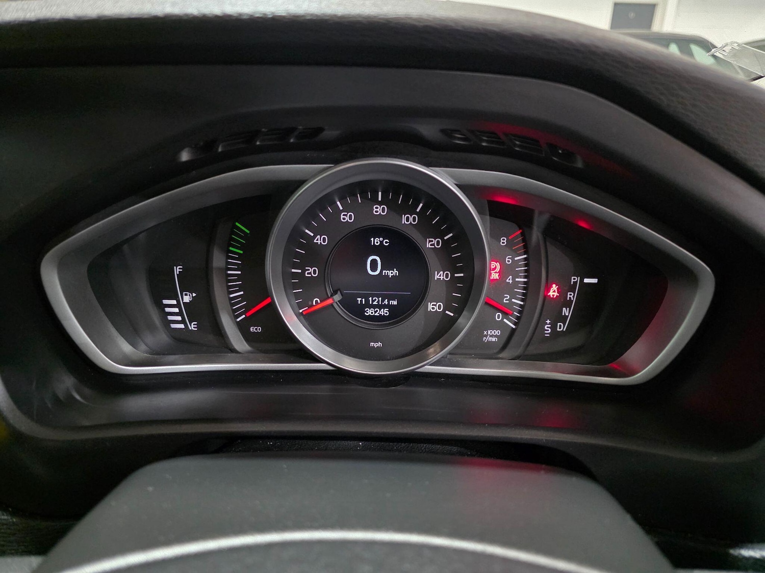Used Volvo V40 Cross Country 2018 for sale - 76032285: Photo 10